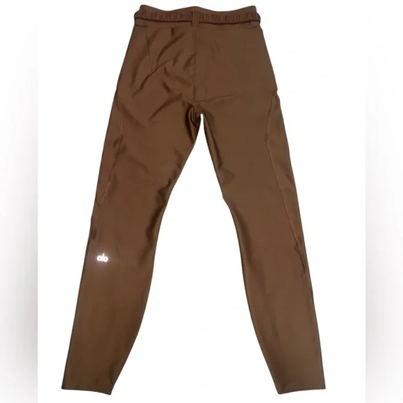 EUC ALO Yoga Airlift High Waist 7/8 Belted Charmer Legging Cinnamon Brown Medium - Picture 6 of 9